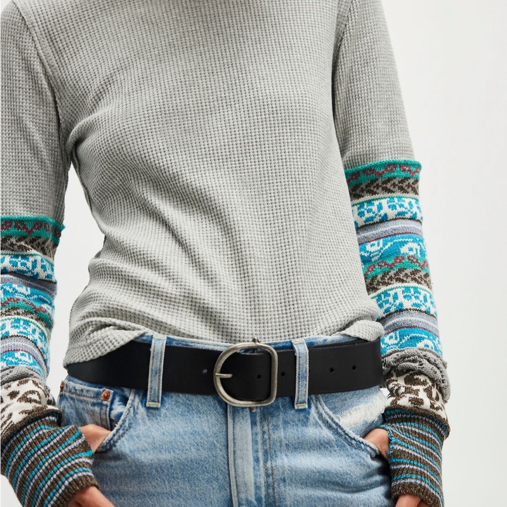 Patterned Sleeve Gray Sweater